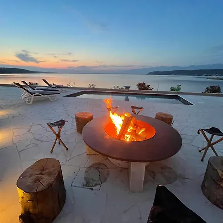 Villa Maritime - Exklusive Strandvilla Mit Beheiztem Pool, Grillhuette & Meerblick Bei Zadar