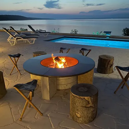 Maritime - Exklusive Strandvilla Mit Beheiztem Pool, Grillhuette & Meerblick Bei Zadar 빌라