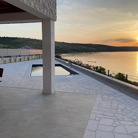 Maritime - Exklusive Strandvilla Mit Beheiztem Pool, Grillhuette & Meerblick Bei Zadar